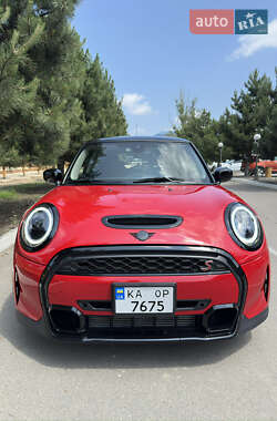 Хетчбек MINI Hatch 2023 в Києві