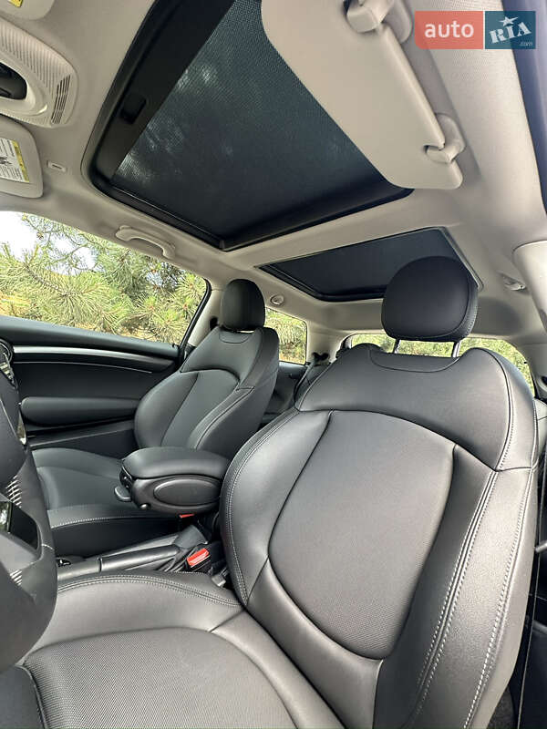 Хетчбек MINI Hatch 2023 в Києві фото 25 Хетчбек MINI Hatch 2023 в Києві