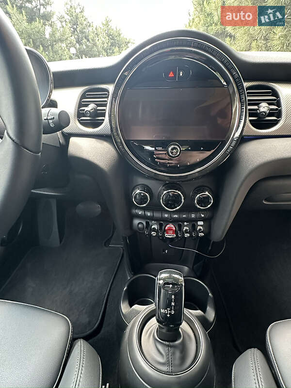 Хетчбек MINI Hatch 2023 в Києві