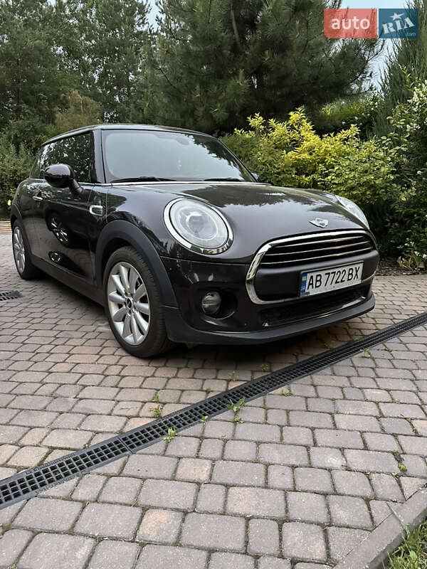 Хетчбек MINI Hatch 2015 в Вінниці
