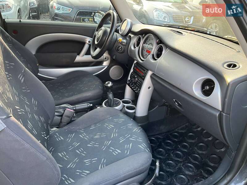 Хетчбек MINI Hatch 2005 в Коломиї