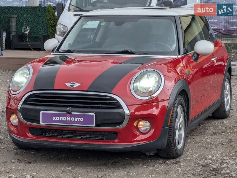 Хетчбек MINI Hatch 2015 в Києві