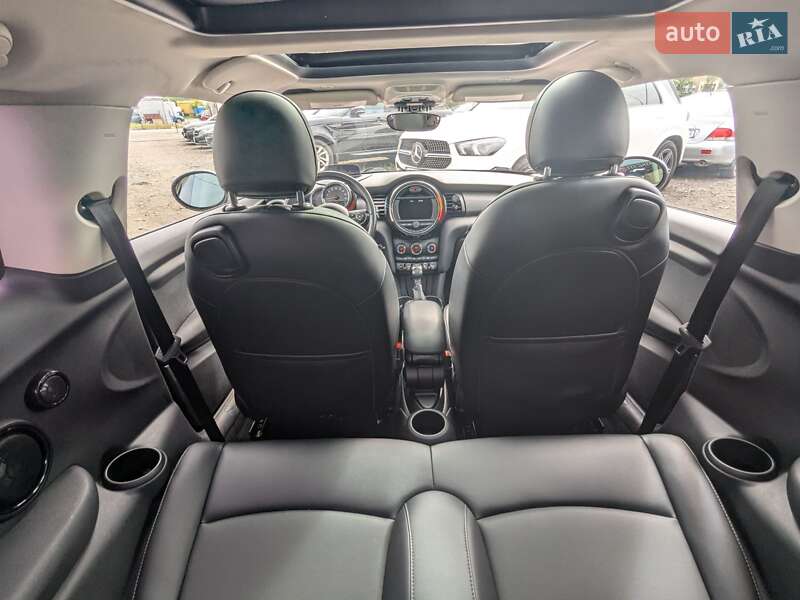 Хетчбек MINI Hatch 2015 в Києві