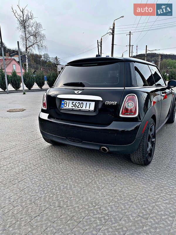 Хетчбек MINI Hatch 2010 в Полтаві