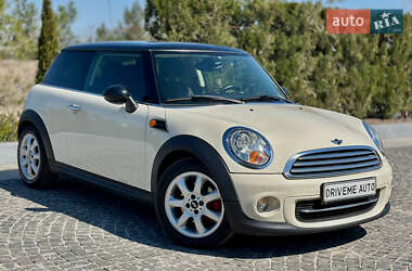 Хетчбек MINI Hatch 2012 в 