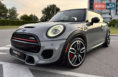 Хэтчбек MINI Hatch 2018 в 