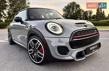 Хэтчбек MINI Hatch 2018 в 
