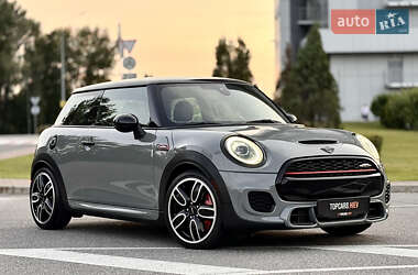 Хэтчбек MINI Hatch 2018 в 