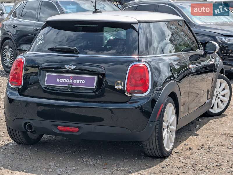 Хетчбек MINI Hatch 2017 в Києві