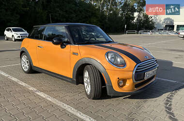 Хетчбек MINI Hatch 2014 в Чернігові