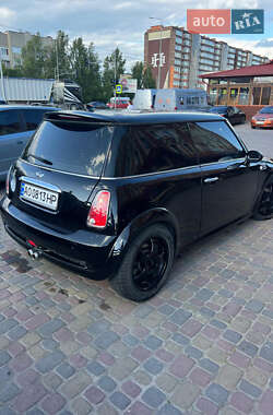 Хэтчбек MINI Hatch 2006 в 