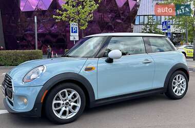 Хетчбек MINI Hatch 2014 в 