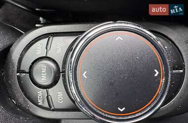 Хетчбек MINI Hatch 2014 в 