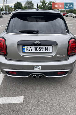 Хетчбек MINI Hatch 2019 в 