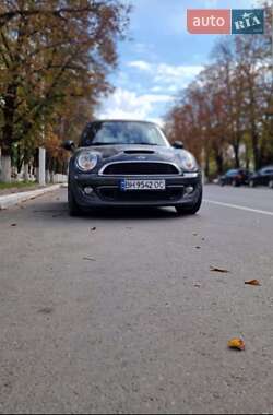 Хетчбек MINI Hatch 2010 в Ізмаїлі