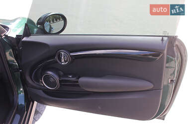 Хэтчбек MINI Hatch 2015 в 
