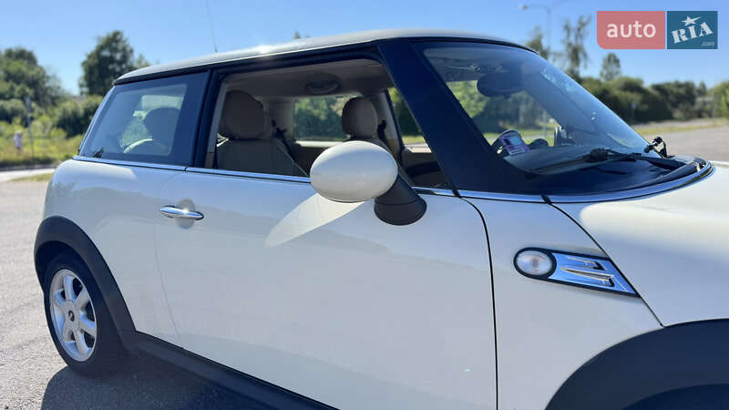 Хетчбек MINI Hatch 2008 в Львові