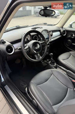 Хетчбек MINI Hatch 2013 в 