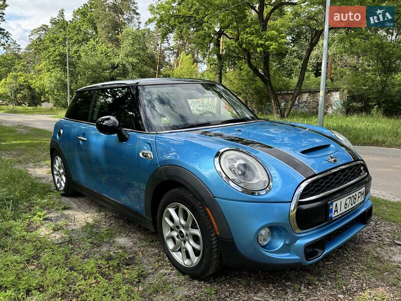 Хетчбек MINI Hatch 2015 в Києві