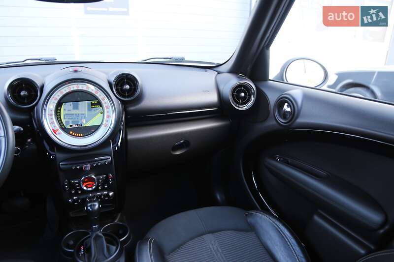Хетчбек MINI Hatch 2014 в Києві