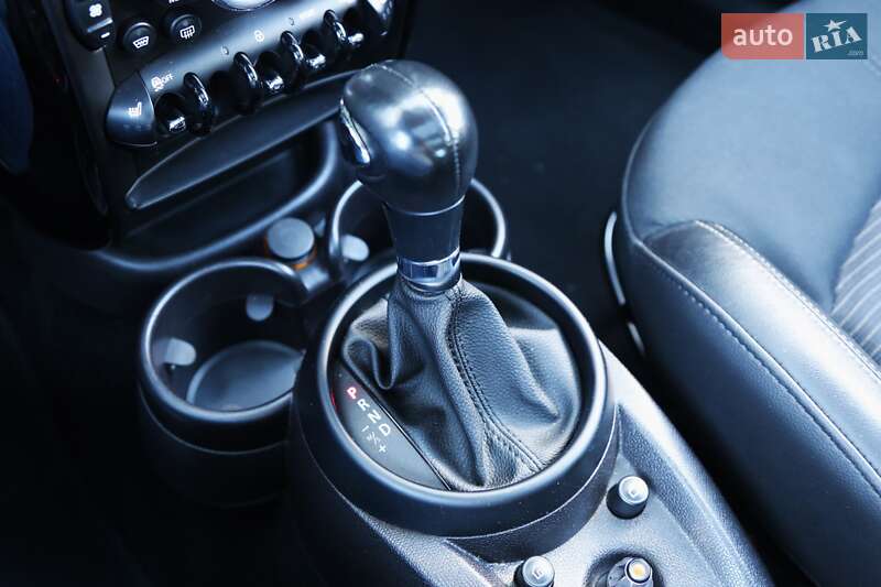 Хетчбек MINI Hatch 2014 в Києві