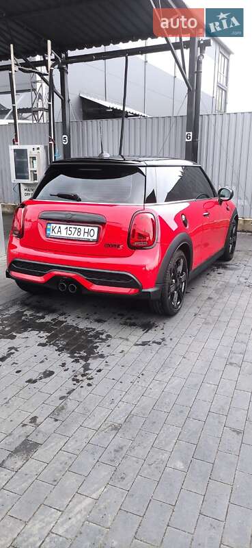 Хетчбек MINI Hatch 2022 в Києві