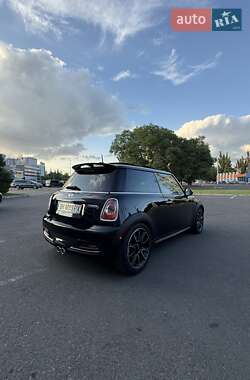 Хэтчбек MINI Hatch 2013 в 