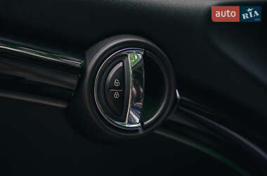 Хэтчбек MINI Hatch 2017 в 