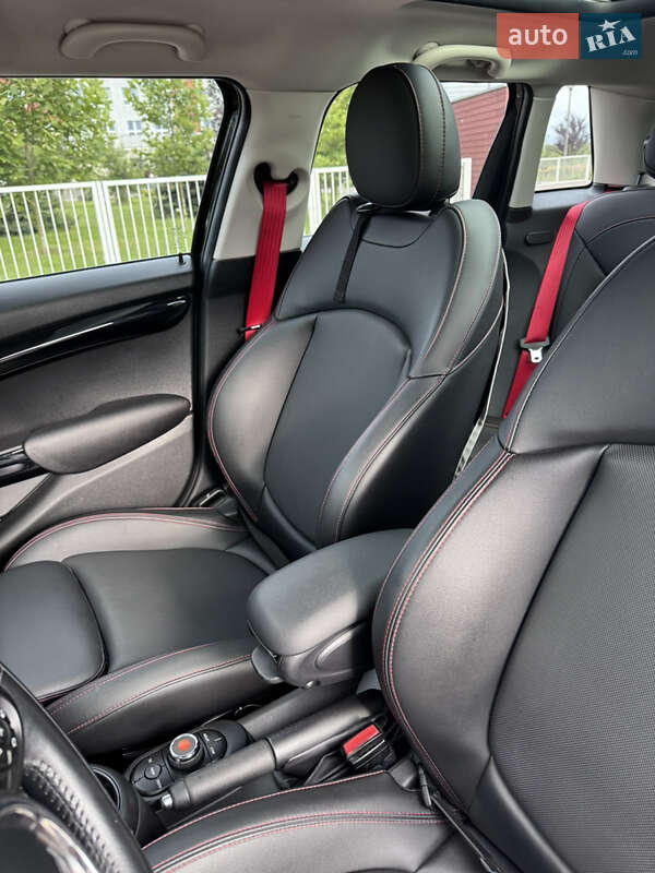 Хэтчбек MINI Hatch 2017 в Киеве