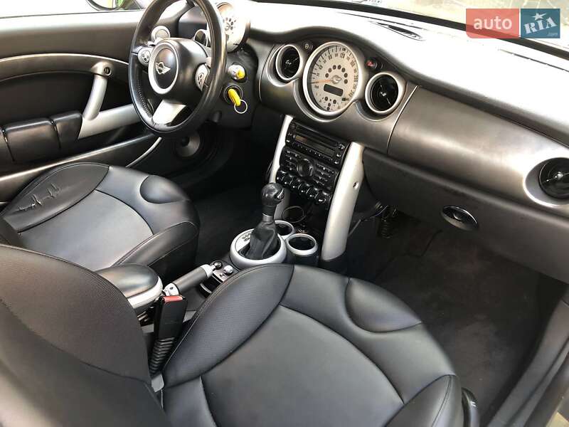 Хетчбек MINI Hatch 2005 в Одесі