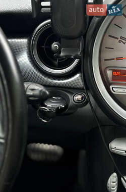Хэтчбек MINI Hatch 2010 в 