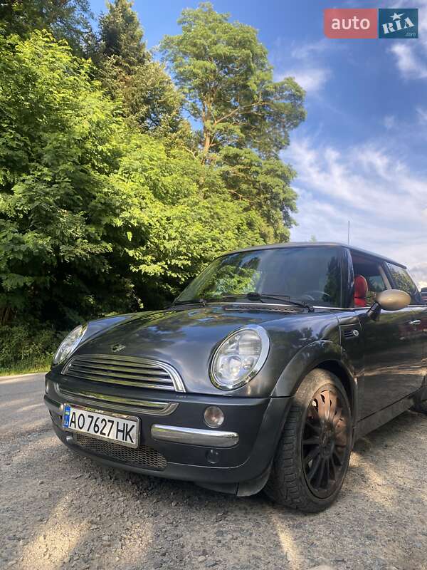 MINI Hatch 2002