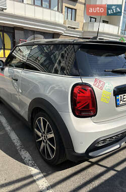 Хетчбек MINI Hatch 2021 в 