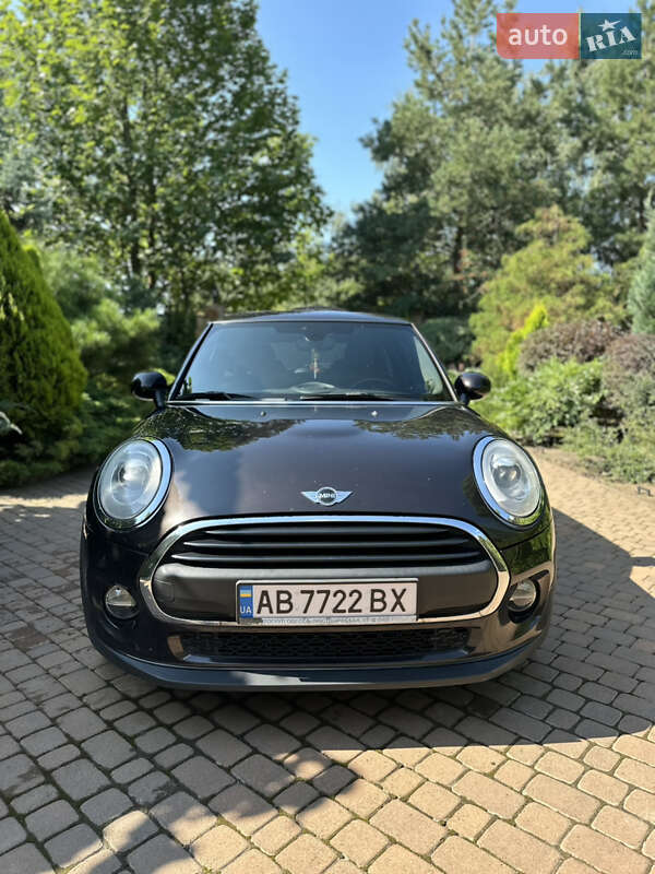 Хетчбек MINI Hatch 2015 в Вінниці