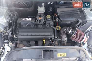 Хетчбек MINI Hatch 2002 в 