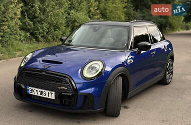 Хэтчбек MINI Hatch 2020 в Ровно