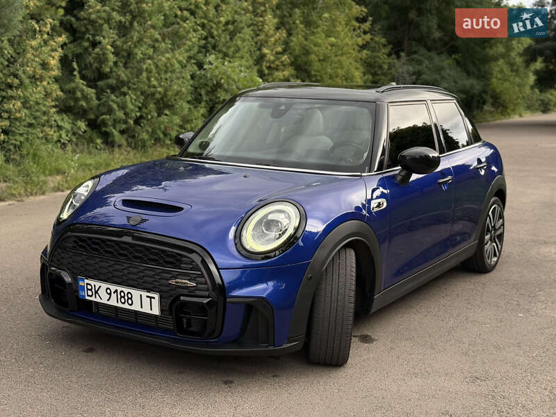 Хэтчбек MINI Hatch 2020 в 