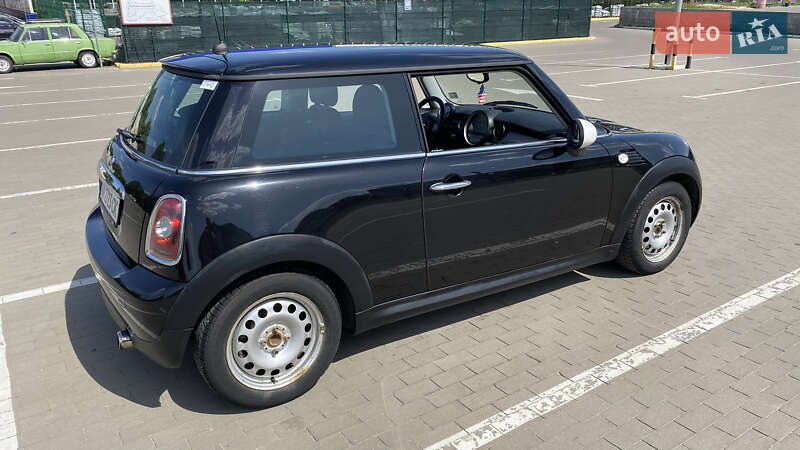 Хетчбек MINI Hatch 2009 в Львові