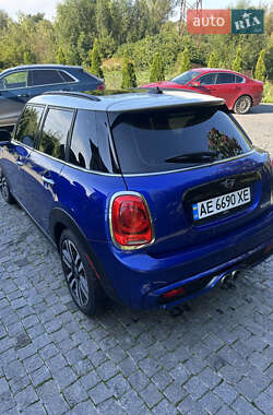 Хетчбек MINI Hatch 2018 в 