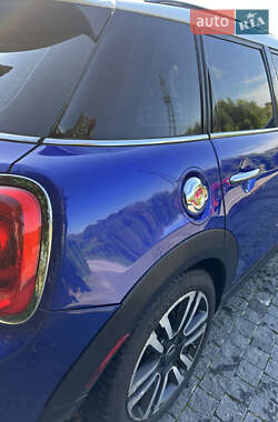 Хетчбек MINI Hatch 2018 в 
