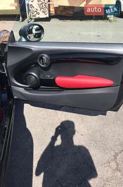 Хетчбек MINI Hatch 2015 в 