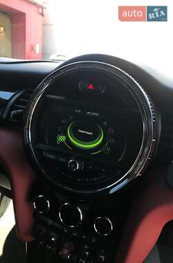 Хетчбек MINI Hatch 2015 в 