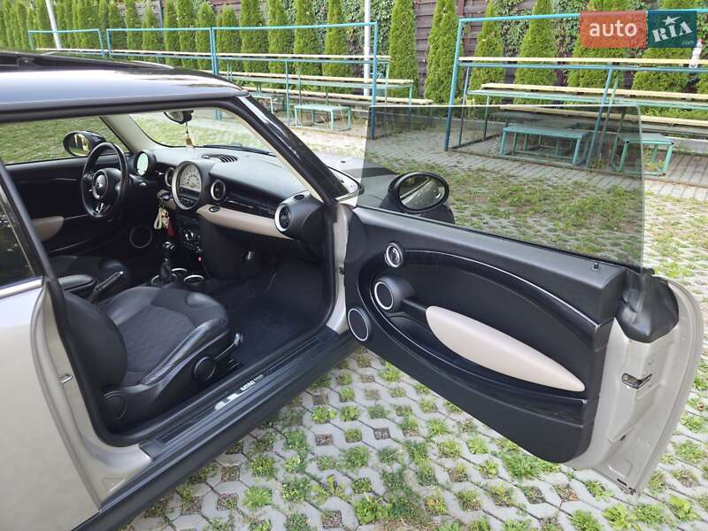 Хетчбек MINI Hatch 2012 в Харкові