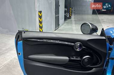 Хэтчбек MINI Hatch 2015 в Черновцах