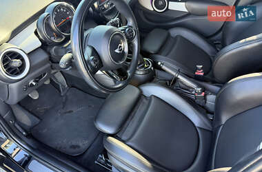 Хетчбек MINI Hatch 2015 в 