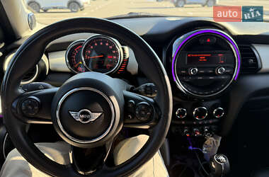 Хетчбек MINI Hatch 2015 в 