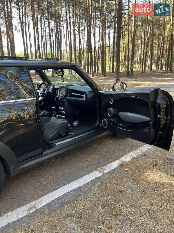 Хетчбек MINI Hatch 2010 в Полтаві