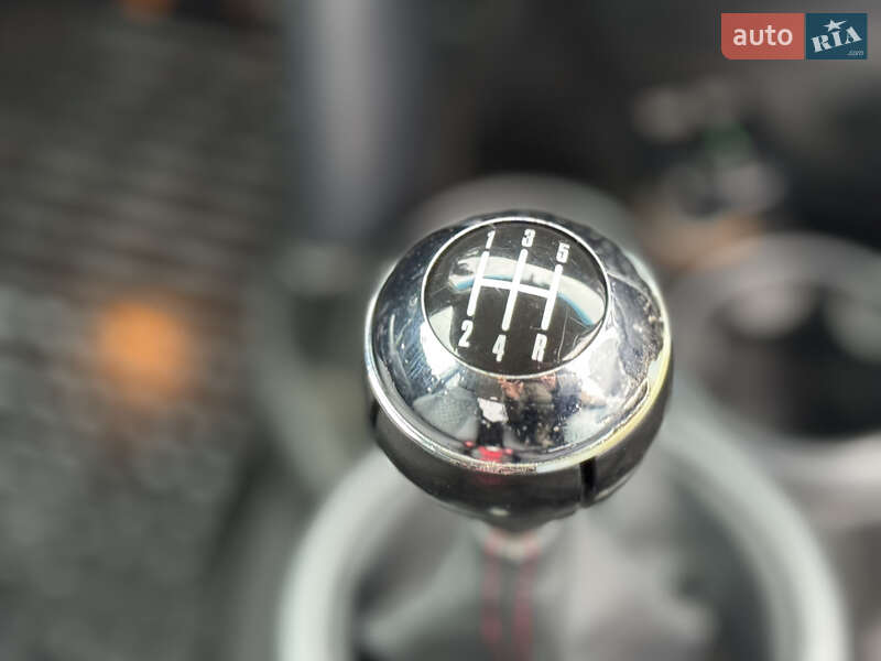 Хэтчбек MINI Hatch 2005 в Хмельницком