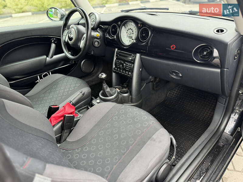 Хэтчбек MINI Hatch 2005 в Хмельницком