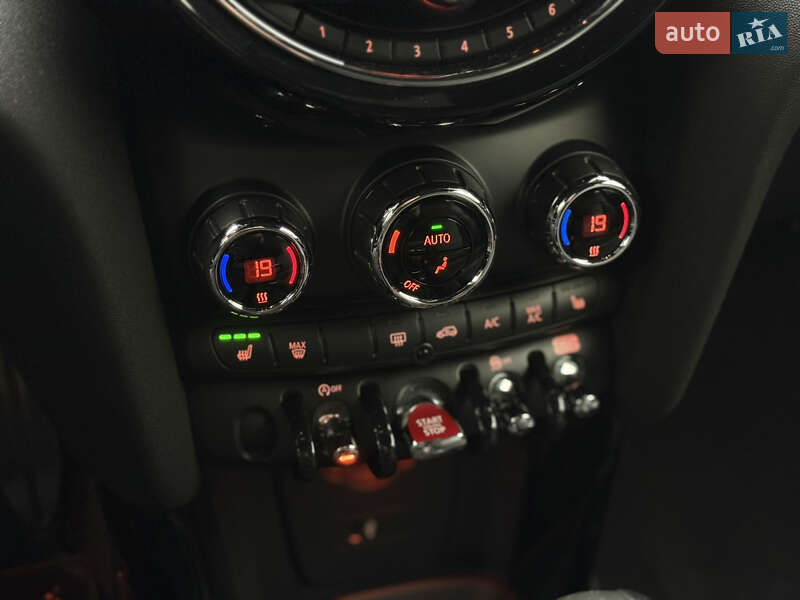 Хэтчбек MINI Hatch 2018 в Киеве